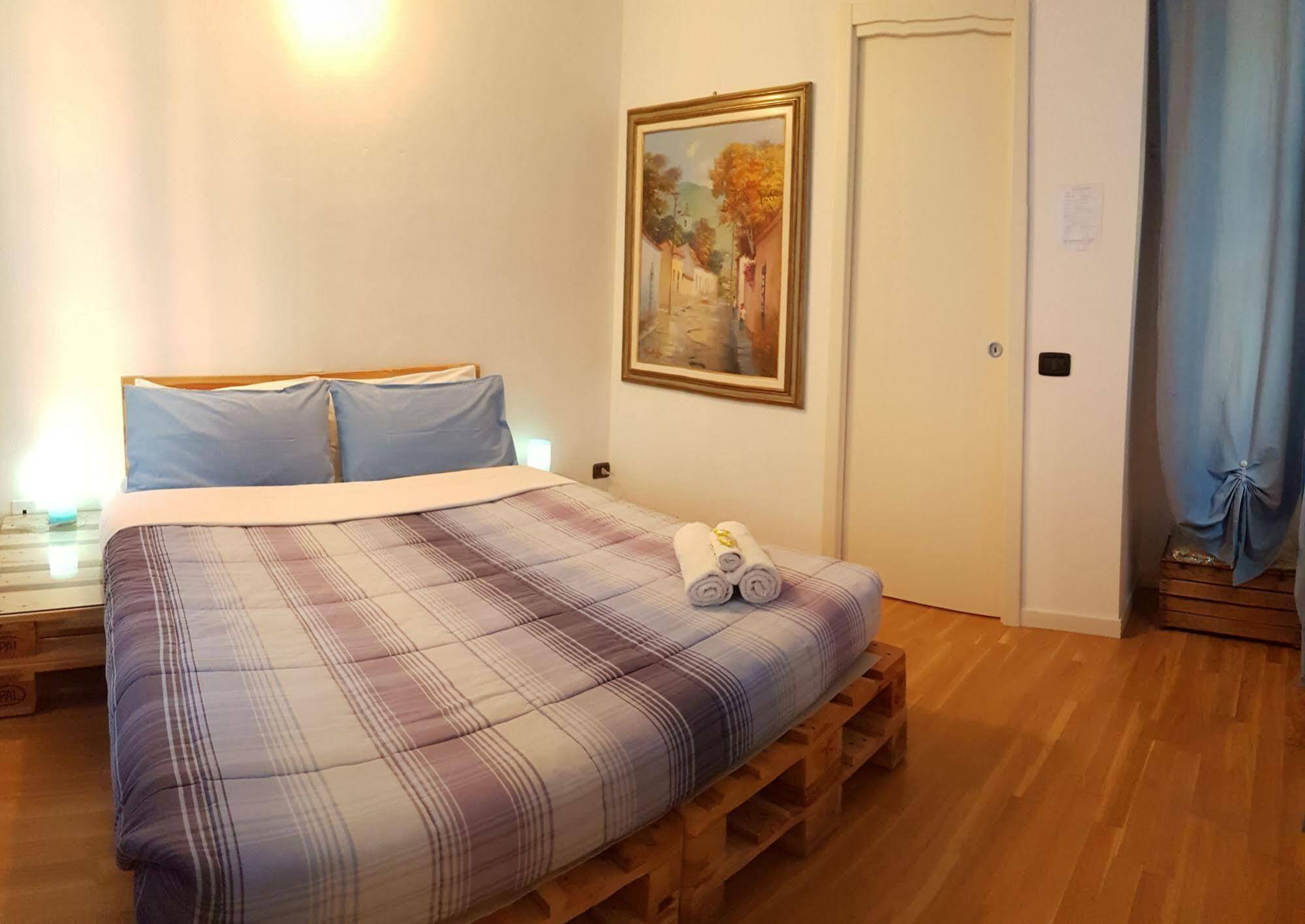 Uptown B'N'B Hotel Bergamo Buitenkant foto