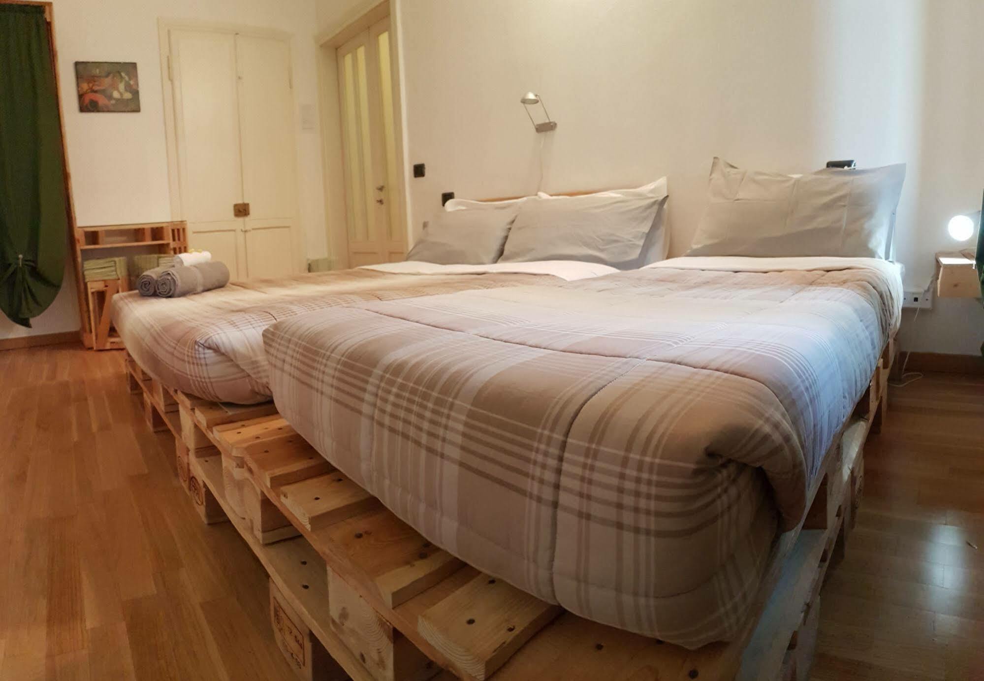 Uptown B'N'B Hotel Bergamo Buitenkant foto